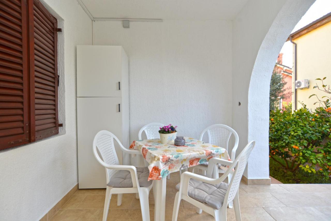 Apartments Orange 167 Novigrad Istria Exterior foto